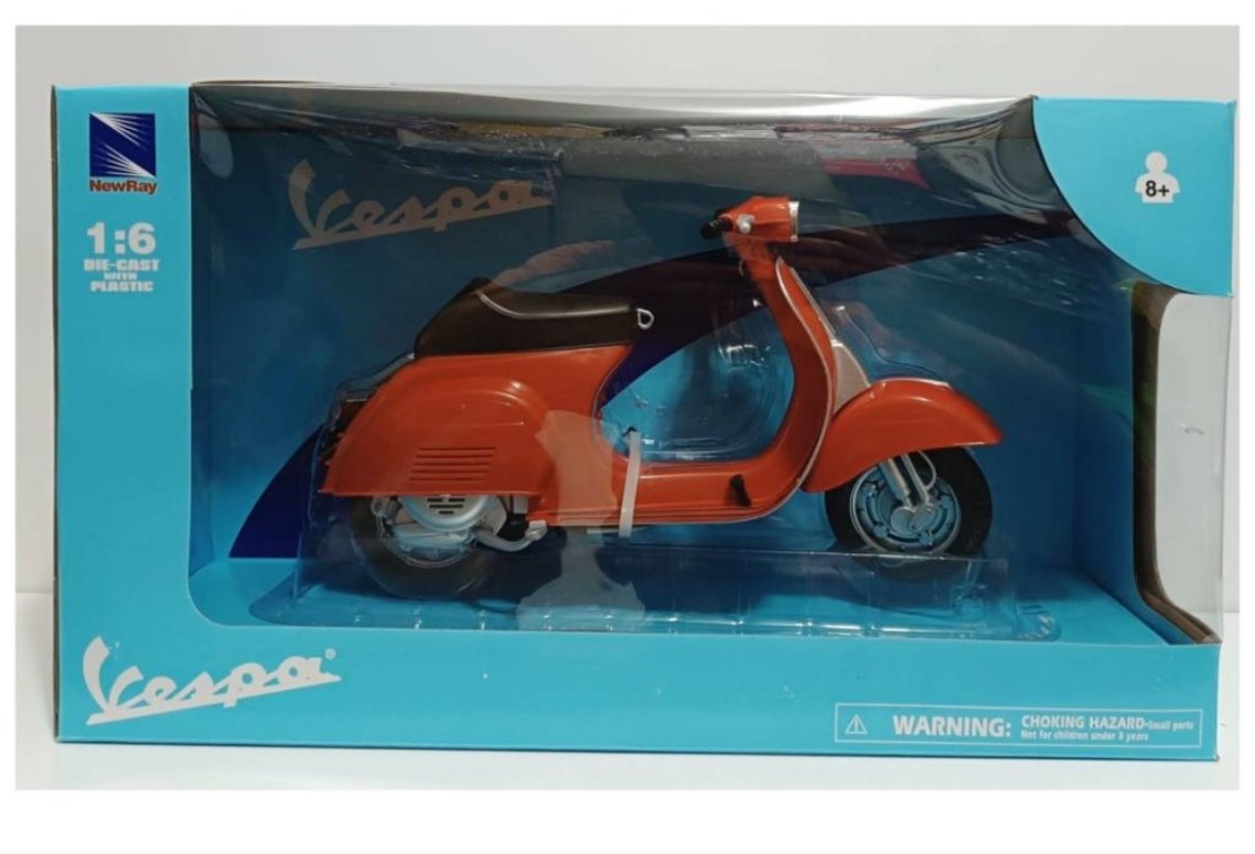 ماکت موتور وسپا سایز بزرگ 1/6 قرمز New Ray Vespa 